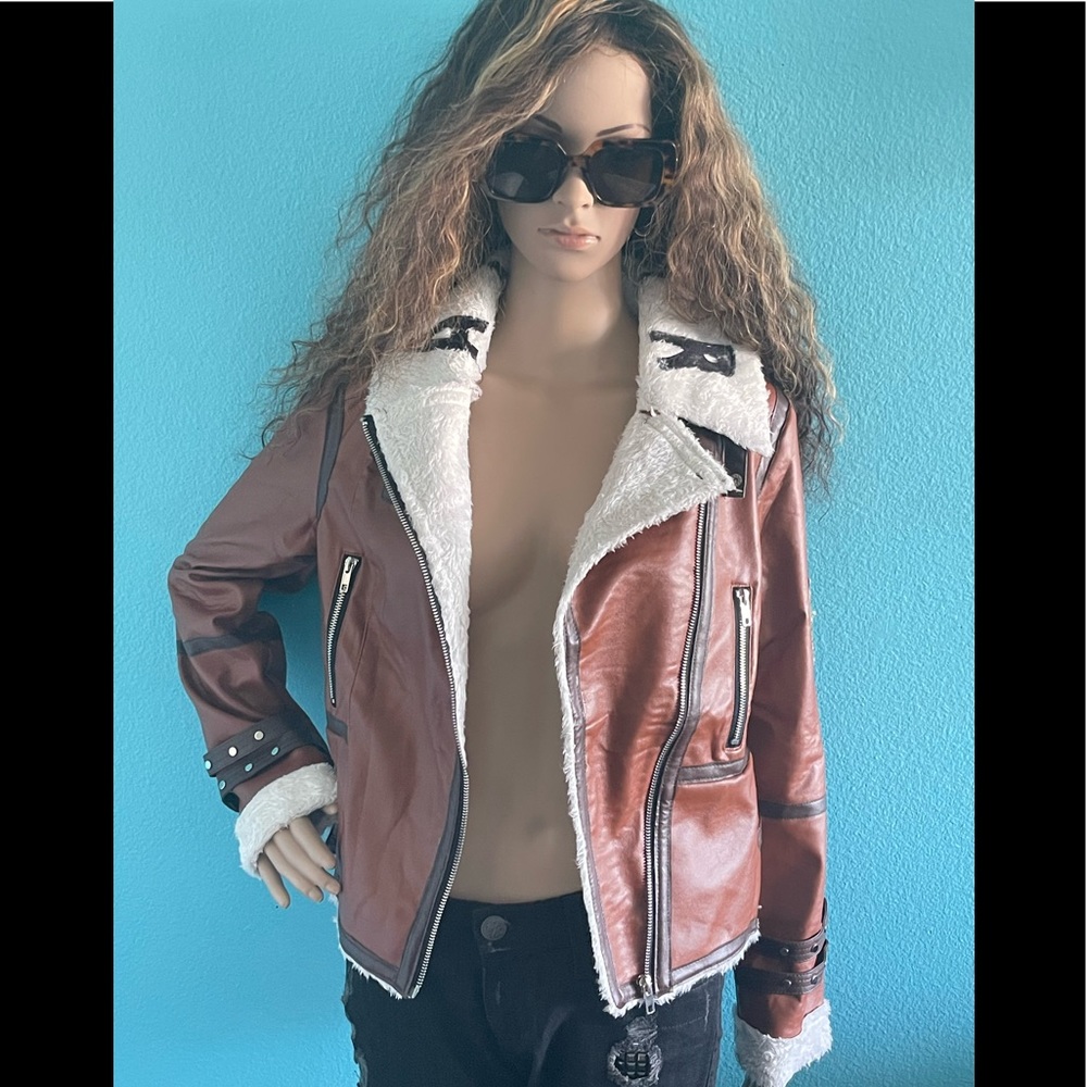 Gorgeous Light Weight Jacket - image 3